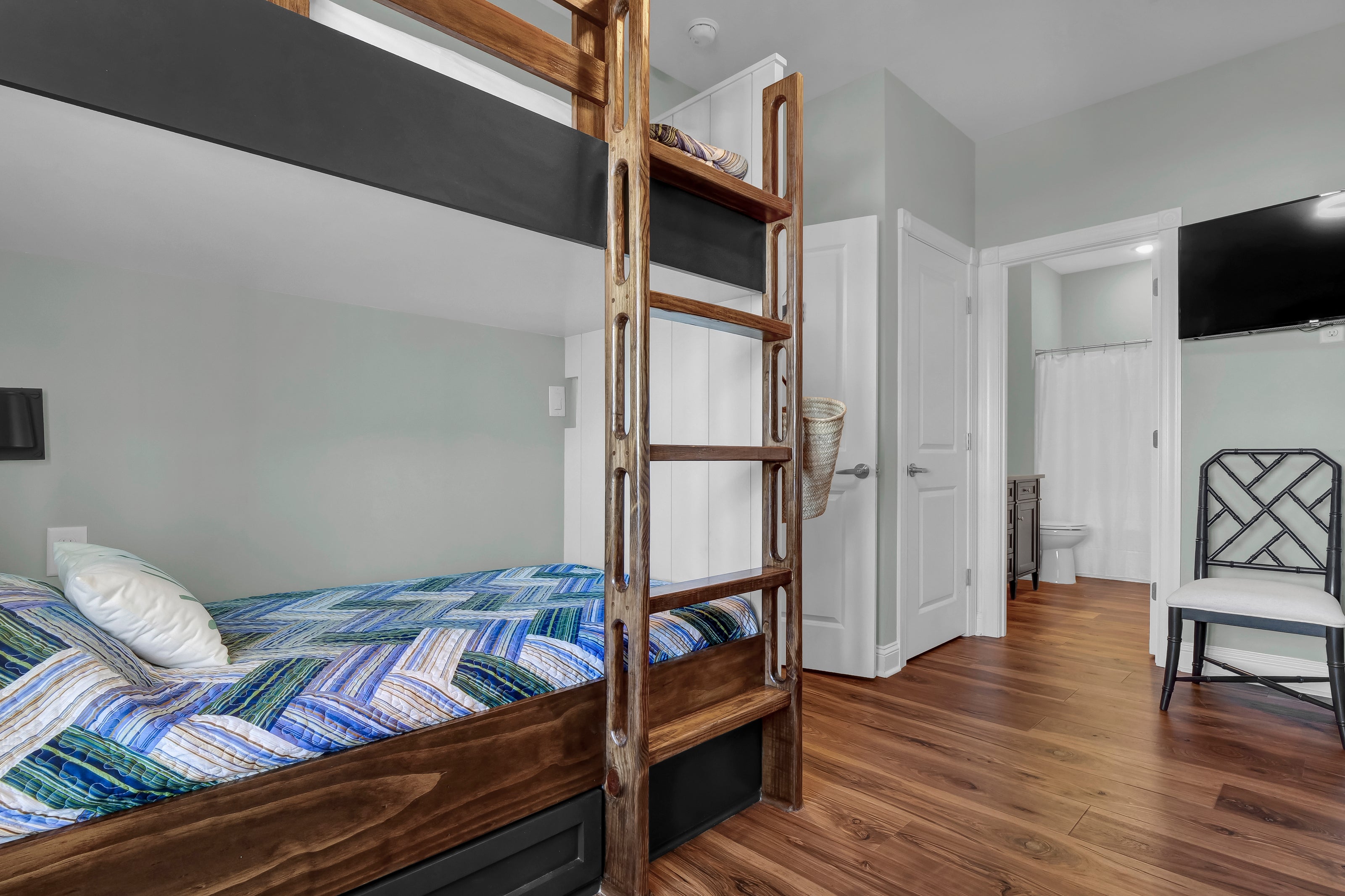 custom bunk bed layout room