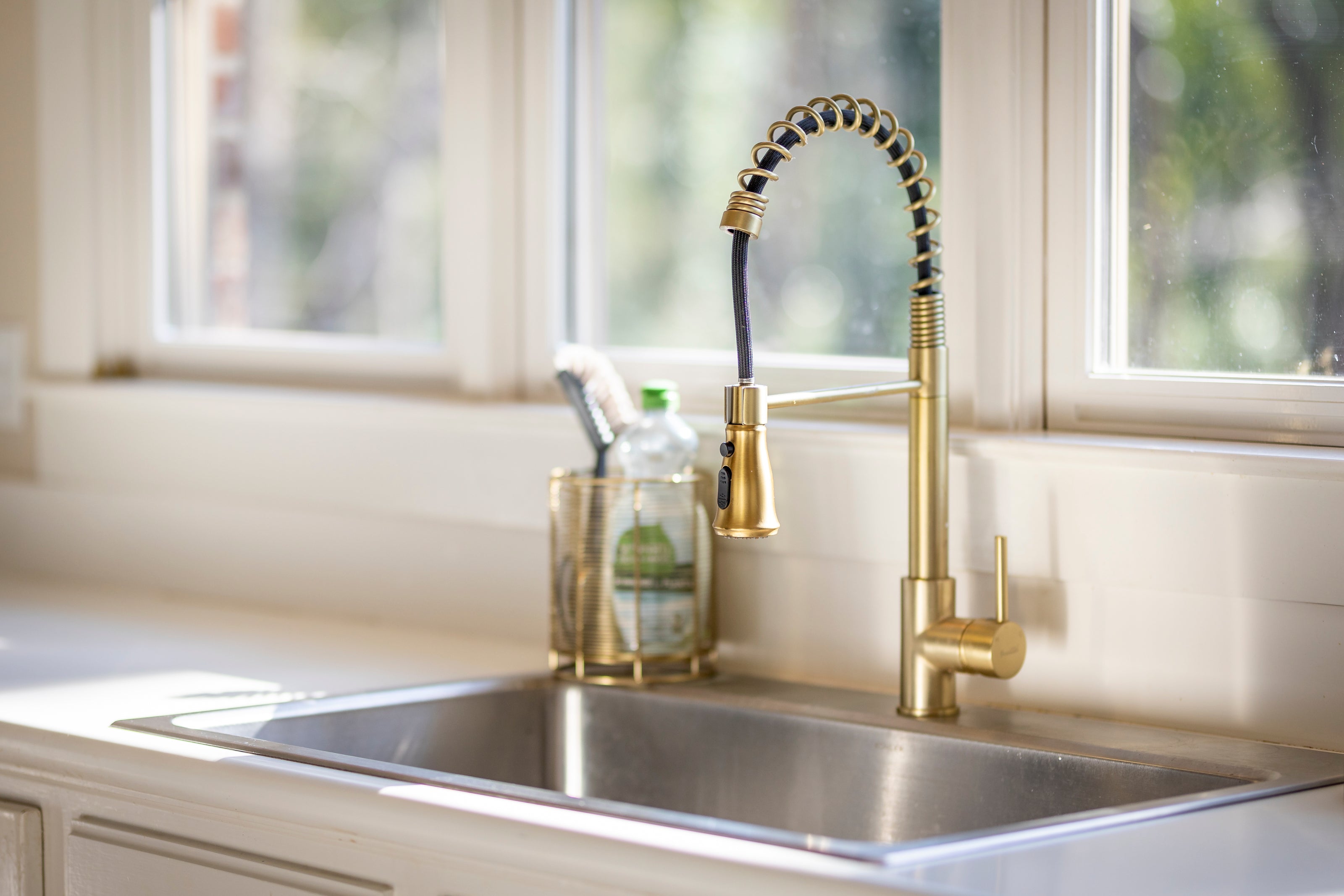 exquisite fine fixtures and furnishings 